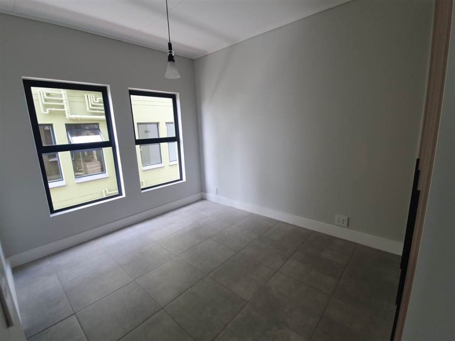 To Let 2 Bedroom Property for Rent in Waterfall Gauteng