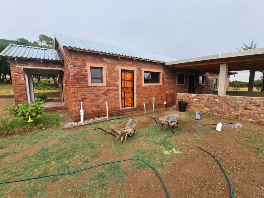 To Let 4 Bedroom Property for Rent in Laezonia Gauteng