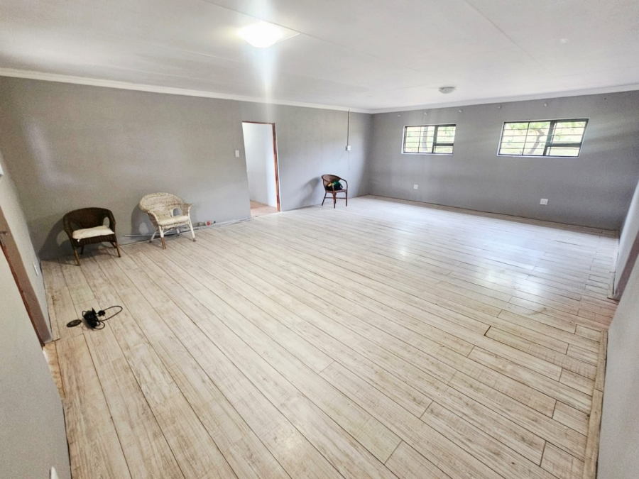 To Let 4 Bedroom Property for Rent in Laezonia Gauteng