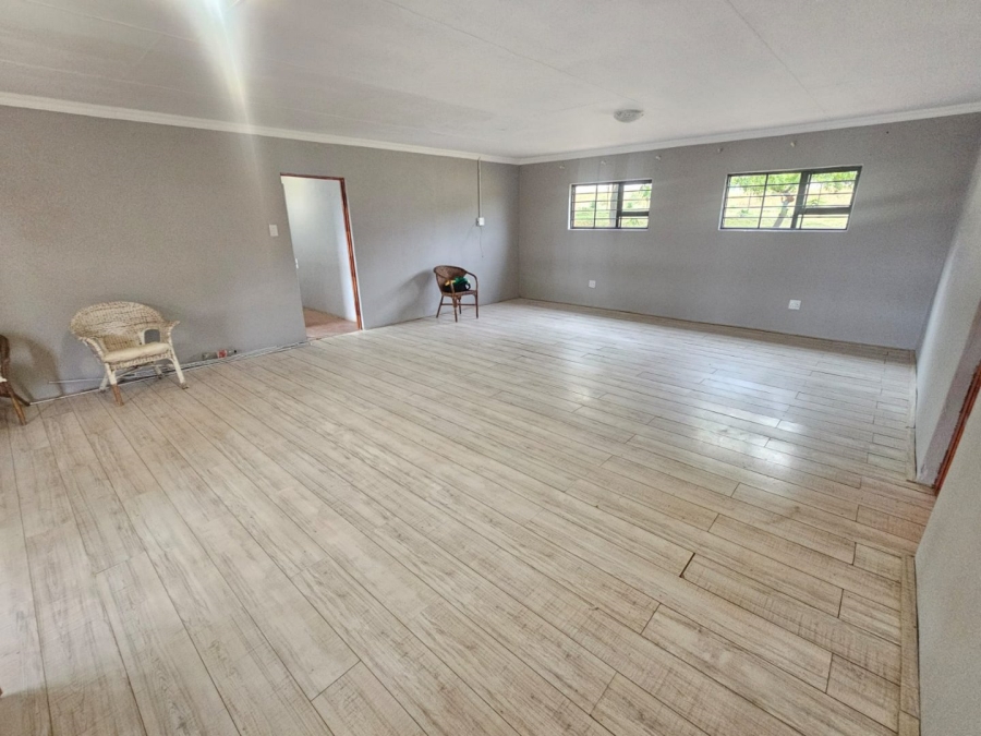 To Let 4 Bedroom Property for Rent in Laezonia Gauteng