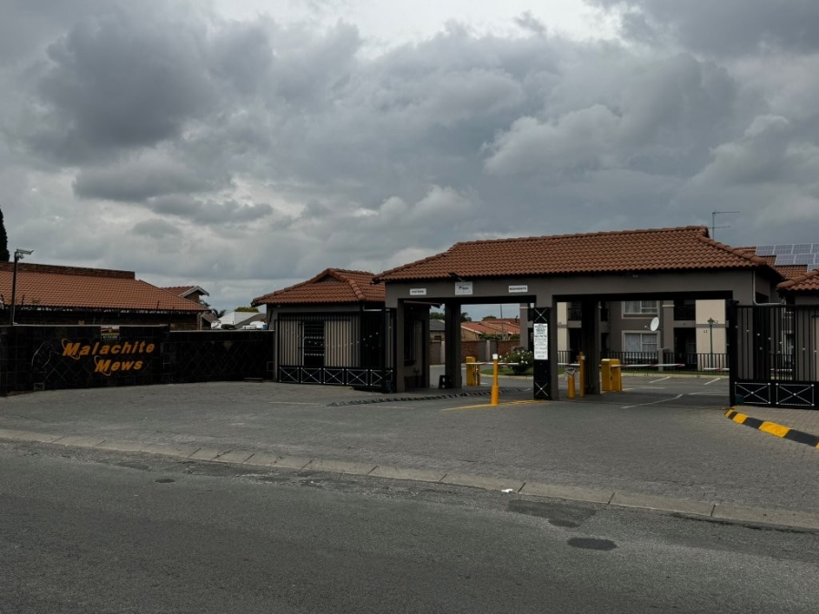 2 Bedroom Property for Sale in Van Dyk Park Gauteng