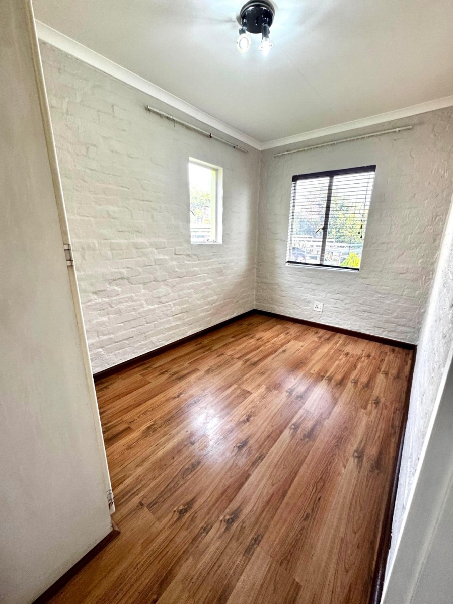 To Let 2 Bedroom Property for Rent in Erasmuskloof Gauteng