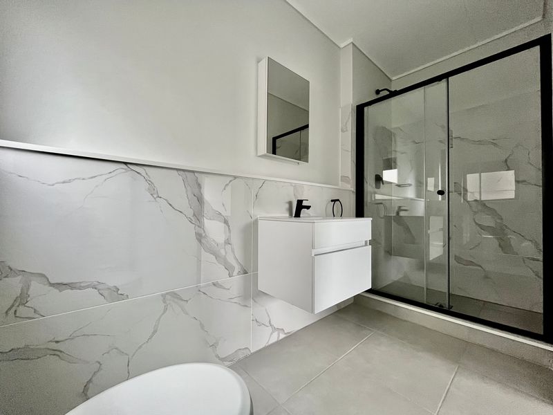 To Let 1 Bedroom Property for Rent in Waterfall Gauteng