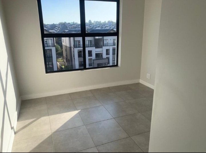 To Let 3 Bedroom Property for Rent in Waterfall Country Estate Gauteng