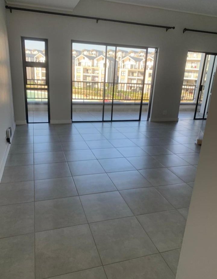 To Let 3 Bedroom Property for Rent in Waterfall Country Estate Gauteng