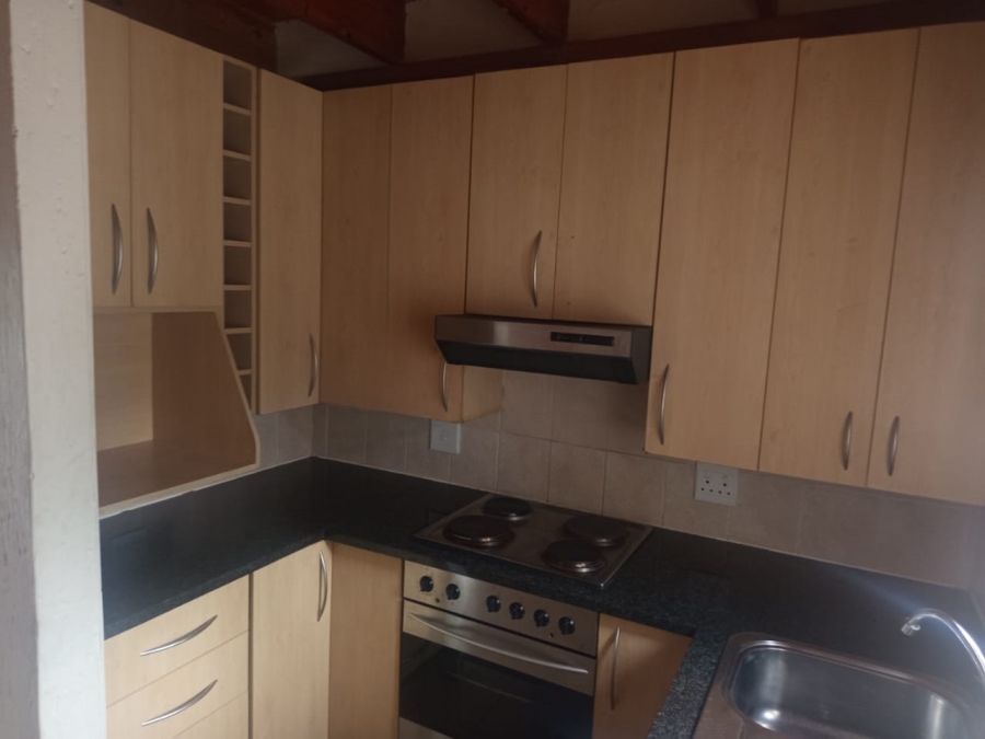 To Let 3 Bedroom Property for Rent in Noordwyk Gauteng