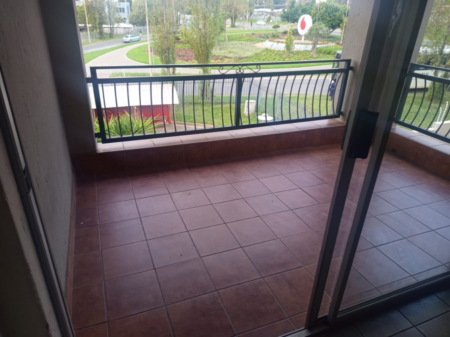 To Let 3 Bedroom Property for Rent in Noordwyk Gauteng