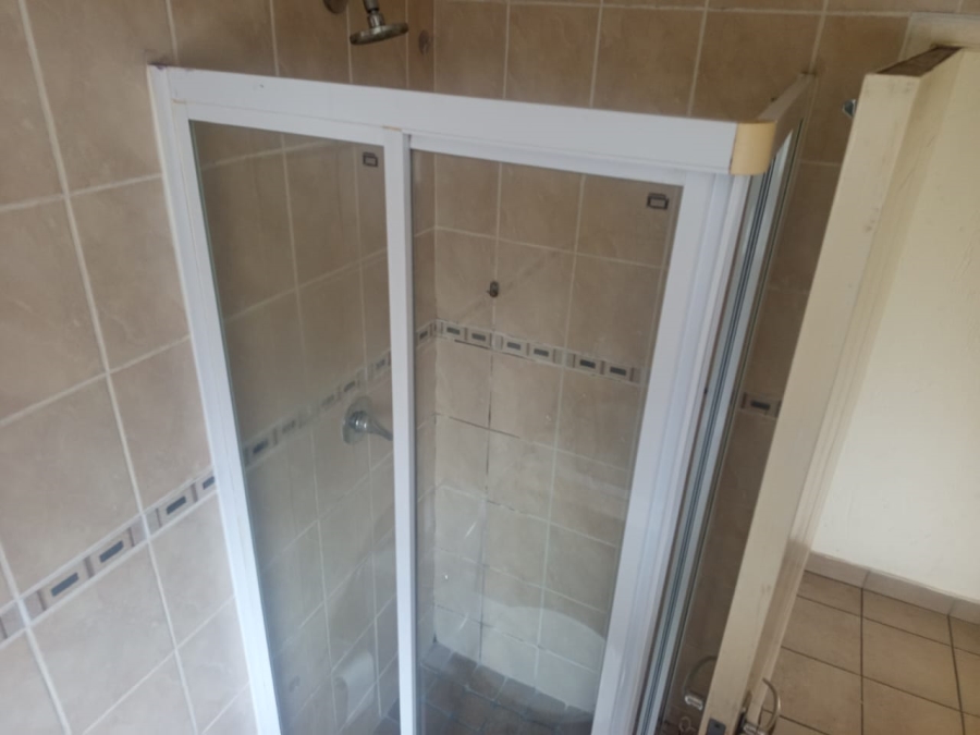 To Let 3 Bedroom Property for Rent in Noordwyk Gauteng