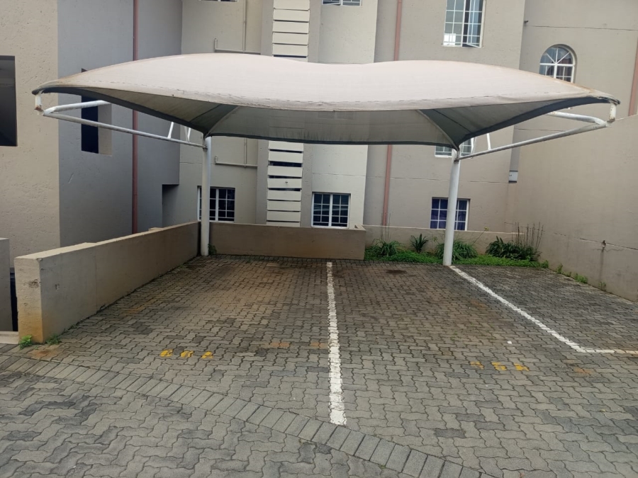 To Let 3 Bedroom Property for Rent in Noordwyk Gauteng