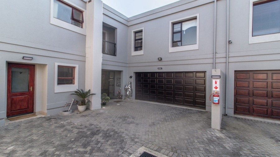 3 Bedroom Property for Sale in Bedfordview Gauteng