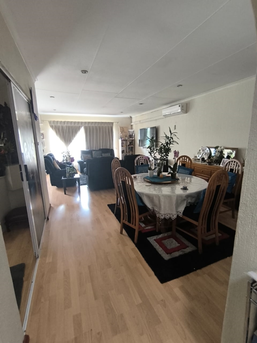 3 Bedroom Property for Sale in Edenburg Gauteng