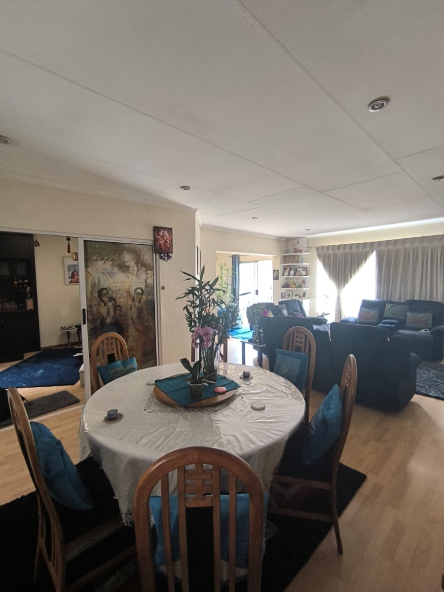 3 Bedroom Property for Sale in Edenburg Gauteng