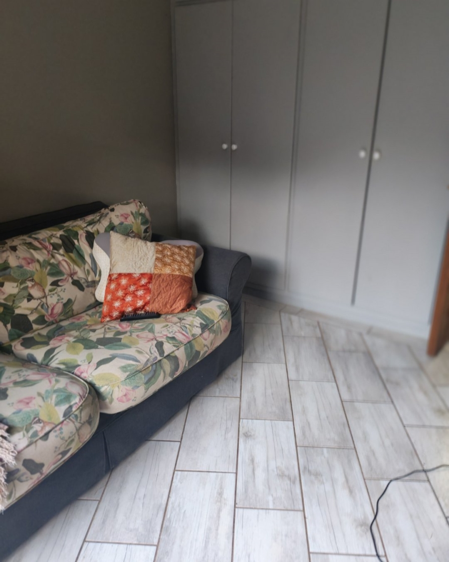 To Let 3 Bedroom Property for Rent in Constantia Park Gauteng