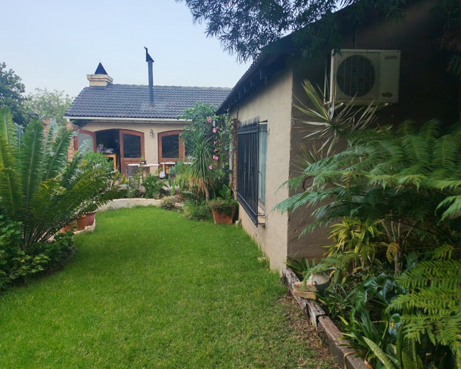 To Let 3 Bedroom Property for Rent in Constantia Park Gauteng