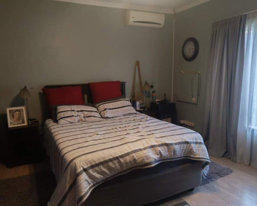 To Let 3 Bedroom Property for Rent in Constantia Park Gauteng