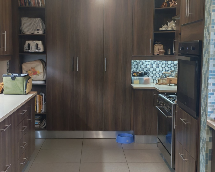 To Let 3 Bedroom Property for Rent in Constantia Park Gauteng