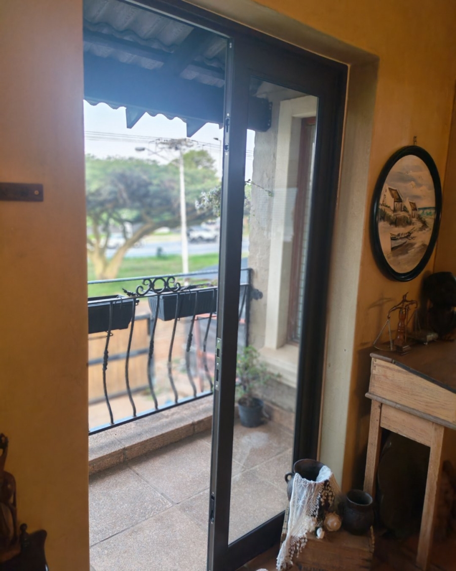 To Let 3 Bedroom Property for Rent in Constantia Park Gauteng