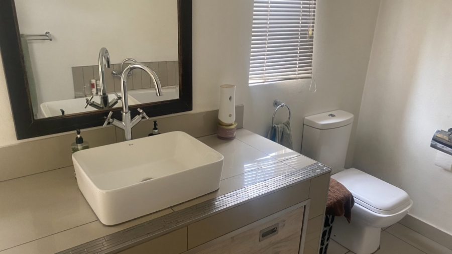 3 Bedroom Property for Sale in Rietfontein Gauteng