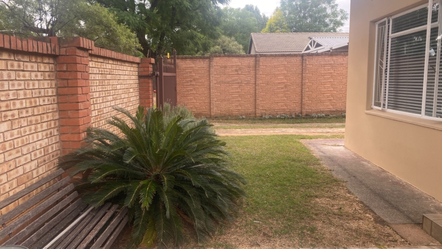 3 Bedroom Property for Sale in Rietfontein Gauteng