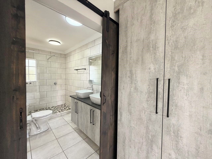 2 Bedroom Property for Sale in Rietvalleirand Gauteng