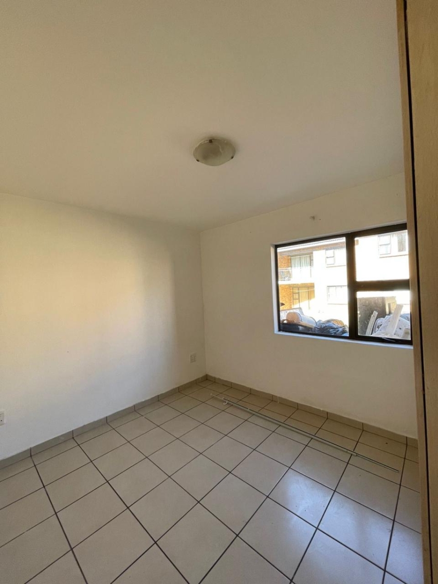 To Let 2 Bedroom Property for Rent in Witfield Gauteng