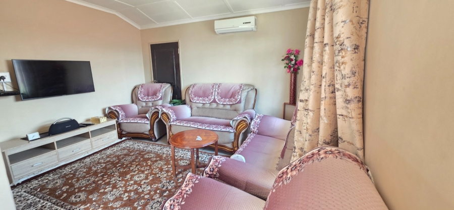 3 Bedroom Property for Sale in Laudium Gauteng