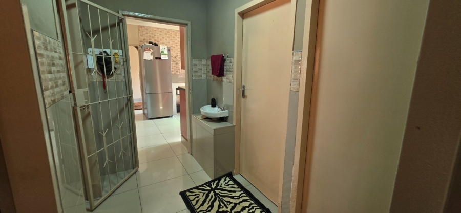 3 Bedroom Property for Sale in Laudium Gauteng