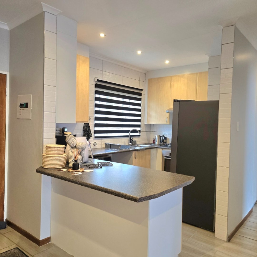 2 Bedroom Property for Sale in Equestria Gauteng