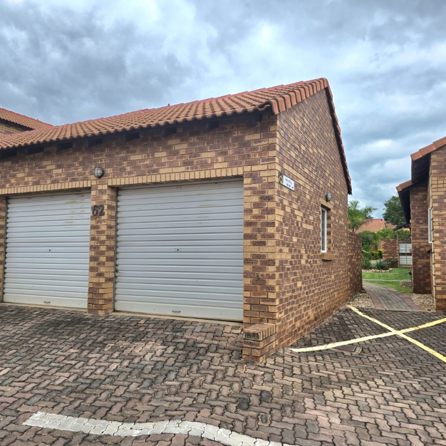 2 Bedroom Property for Sale in Equestria Gauteng
