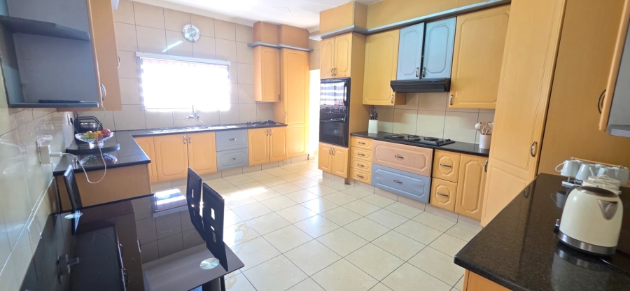 4 Bedroom Property for Sale in Erasmia Gauteng