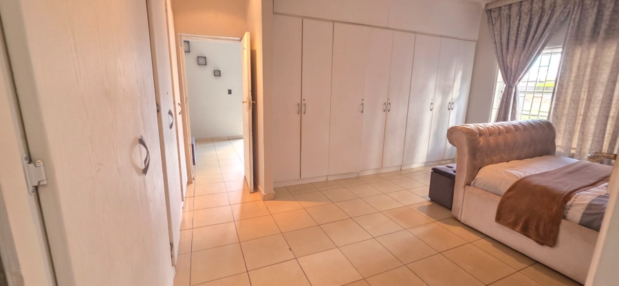 4 Bedroom Property for Sale in Erasmia Gauteng