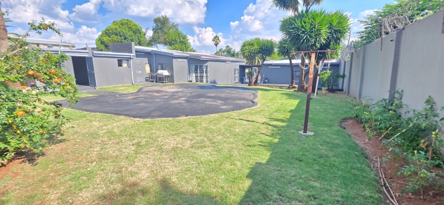 4 Bedroom Property for Sale in Erasmia Gauteng