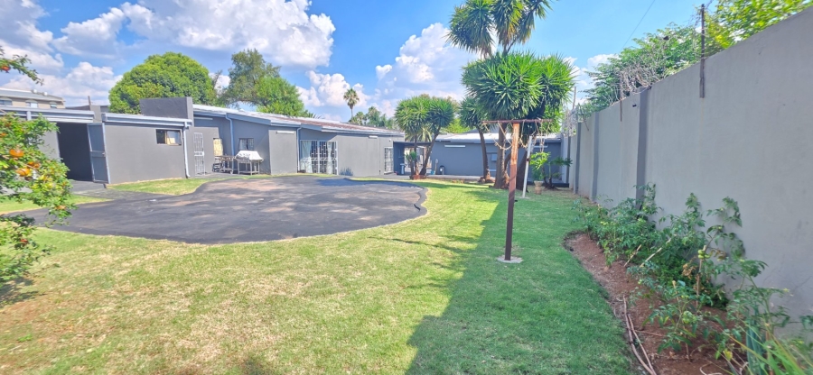 4 Bedroom Property for Sale in Erasmia Gauteng