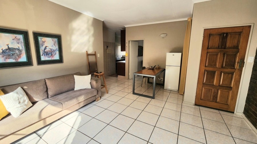 2 Bedroom Property for Sale in Zwartkop Gauteng
