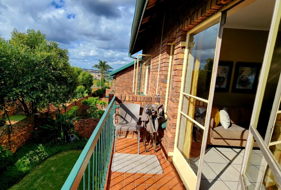 2 Bedroom Property for Sale in Zwartkop Gauteng