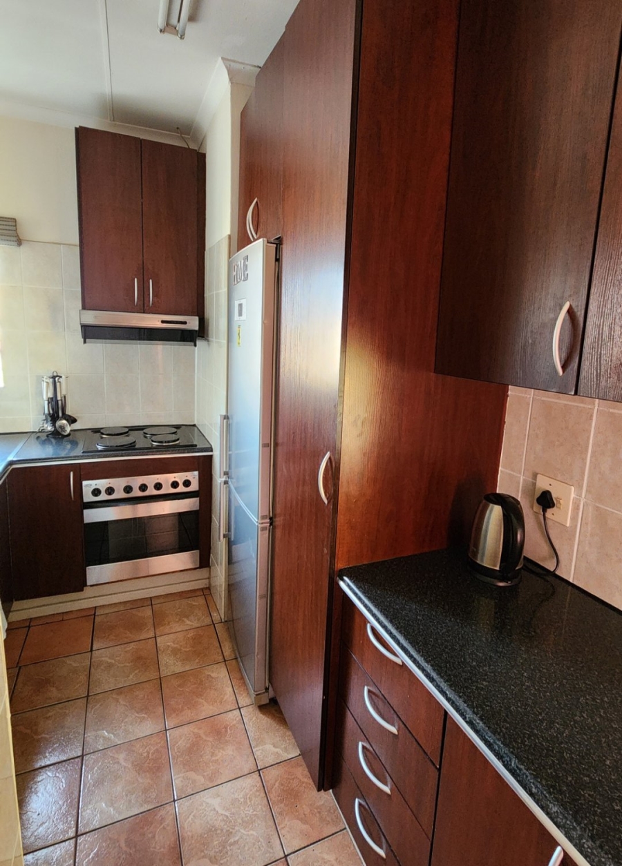 2 Bedroom Property for Sale in Zwartkop Gauteng