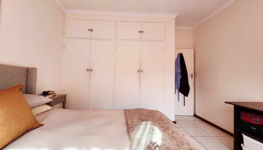2 Bedroom Property for Sale in Zwartkop Gauteng