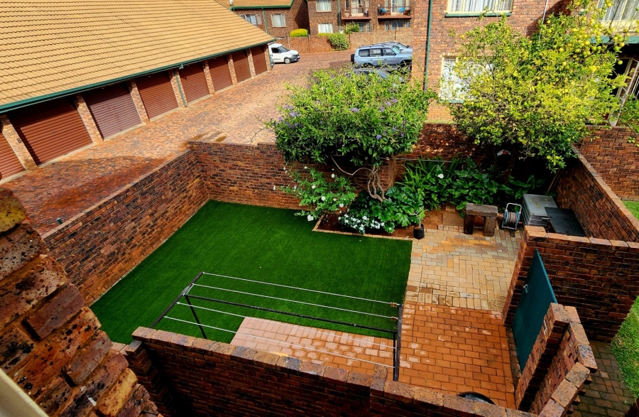 2 Bedroom Property for Sale in Zwartkop Gauteng