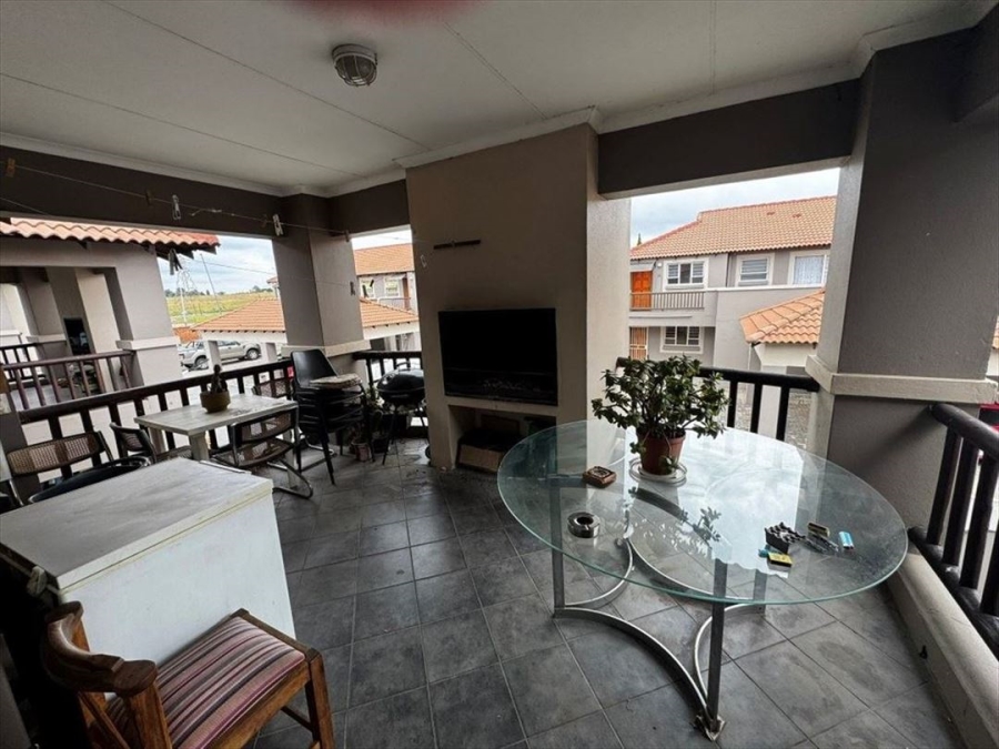 2 Bedroom Property for Sale in Van Dyk Park Gauteng