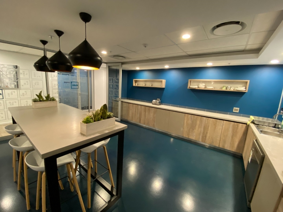 To Let Commercial Property for Rent in Vorna Valley Gauteng