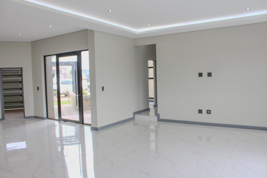 4 Bedroom Property for Sale in Fountainbrook Estate Gauteng