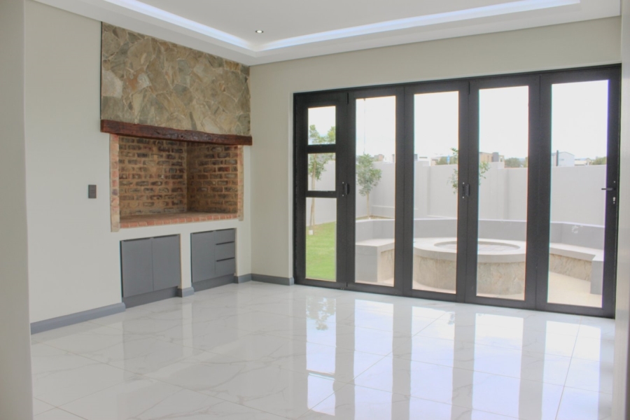 4 Bedroom Property for Sale in Fountainbrook Estate Gauteng