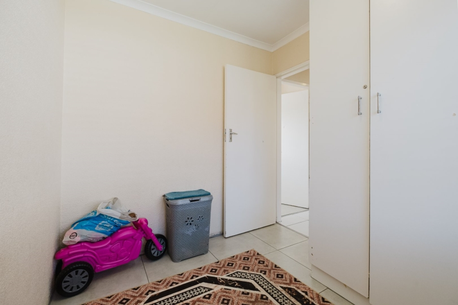 2 Bedroom Property for Sale in Mondeor Gauteng