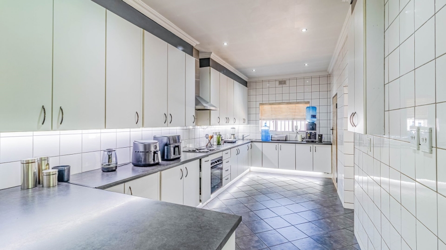 4 Bedroom Property for Sale in Lambton Gauteng