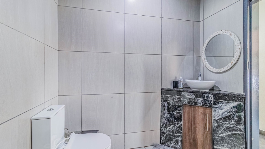 4 Bedroom Property for Sale in Lambton Gauteng