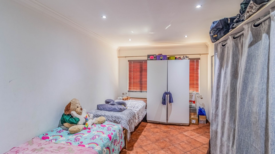 4 Bedroom Property for Sale in Lambton Gauteng