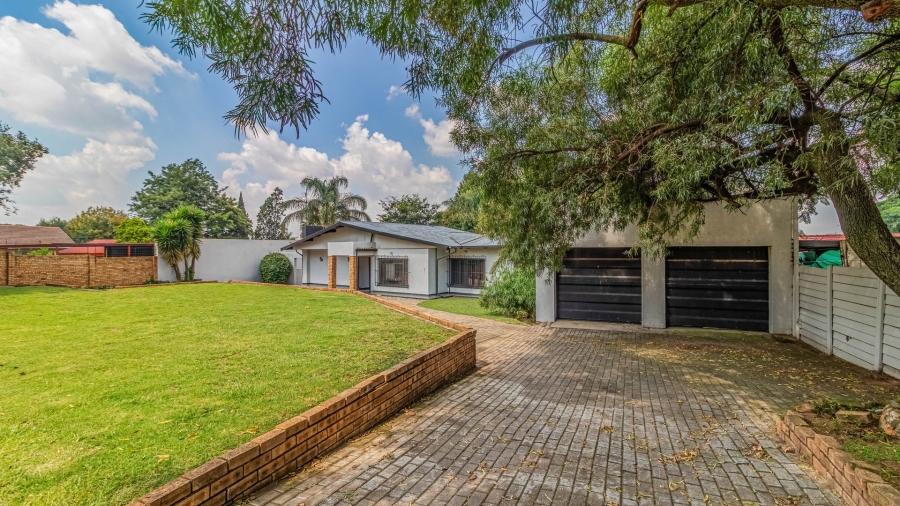 4 Bedroom Property for Sale in Lambton Gauteng