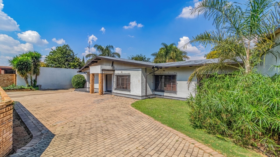 4 Bedroom Property for Sale in Lambton Gauteng