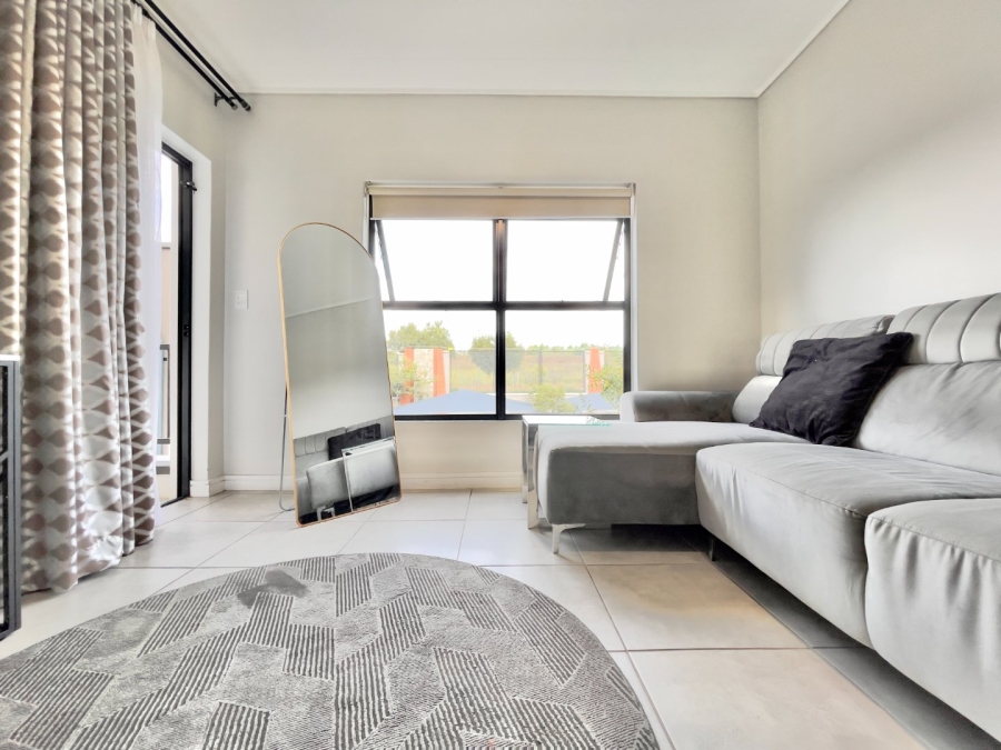 To Let 1 Bedroom Property for Rent in Waterfall Gauteng