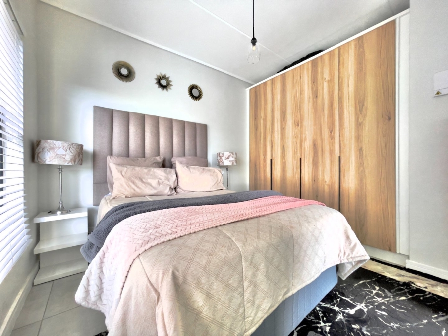 To Let 1 Bedroom Property for Rent in Waterfall Gauteng